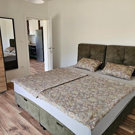Ervenik Holiday House Aurora Borealis מראה חיצוני תמונה