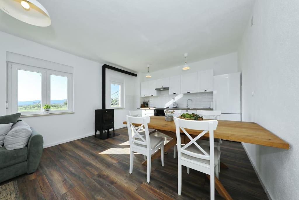Ervenik Holiday House Aurora Borealis מראה חיצוני תמונה