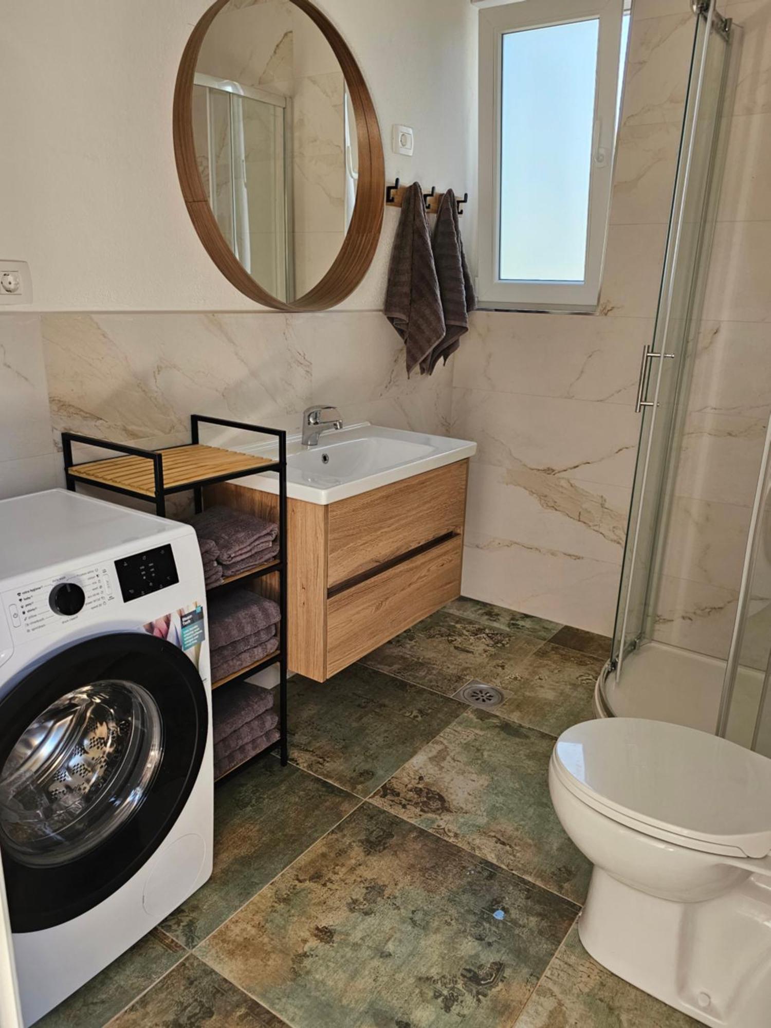 Ervenik Holiday House Aurora Borealis מראה חיצוני תמונה