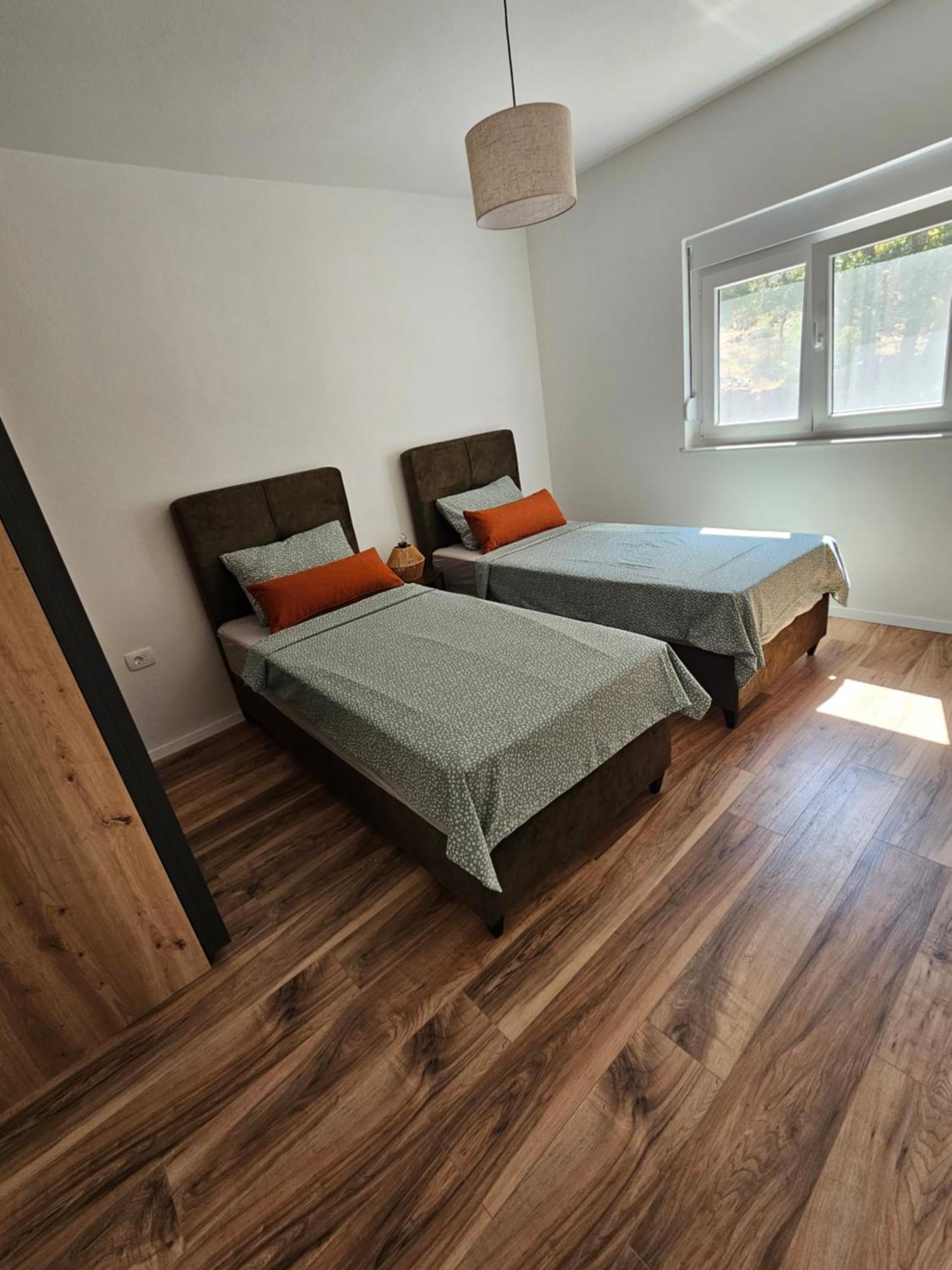 Ervenik Holiday House Aurora Borealis מראה חיצוני תמונה